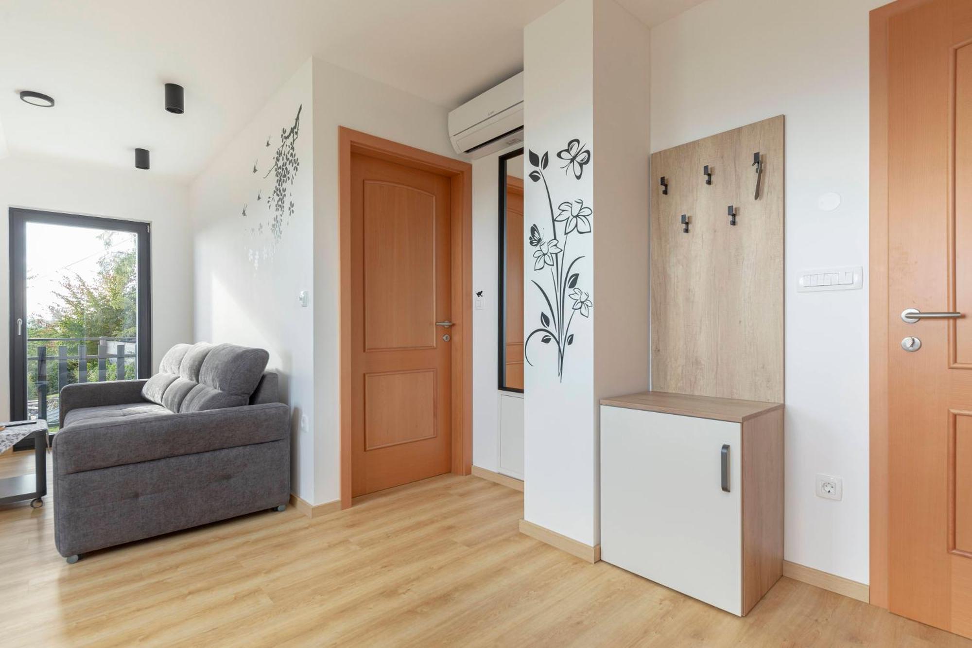Apartments Nikolaj 普雷德沃尔 外观 照片